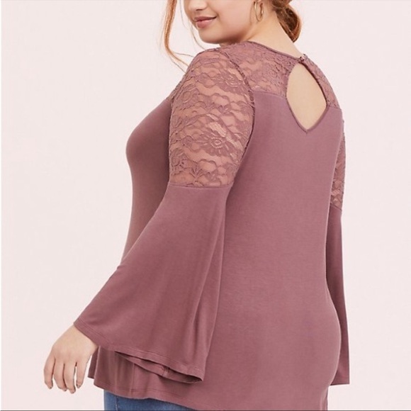 Torrid Lace Inset Bell Sleeve Top Size 0 - Picture 2 of 7